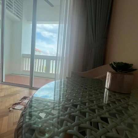 Straits Quay Marina Suites Penang By Aurorahomes Bagan Jermal Dış mekan fotoğraf