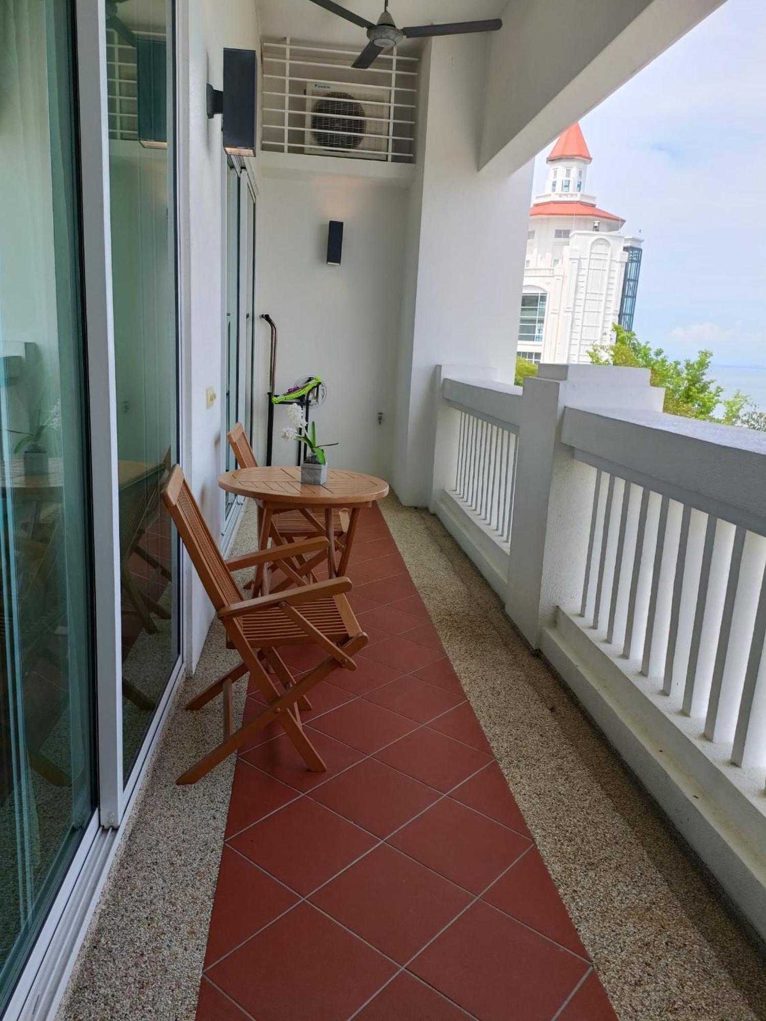 Straits Quay Marina Suites Penang By Aurorahomes Bagan Jermal Dış mekan fotoğraf