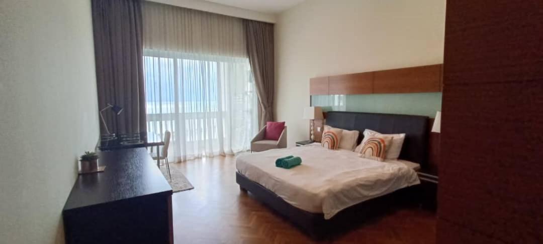 Straits Quay Marina Suites Penang By Aurorahomes Bagan Jermal Dış mekan fotoğraf