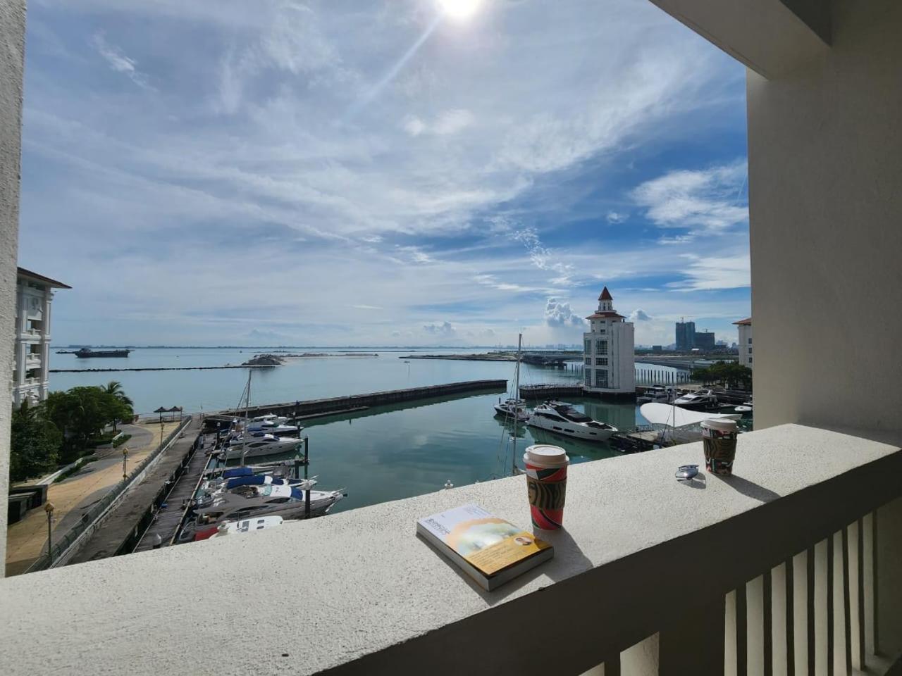 Straits Quay Marina Suites Penang By Aurorahomes Bagan Jermal Dış mekan fotoğraf