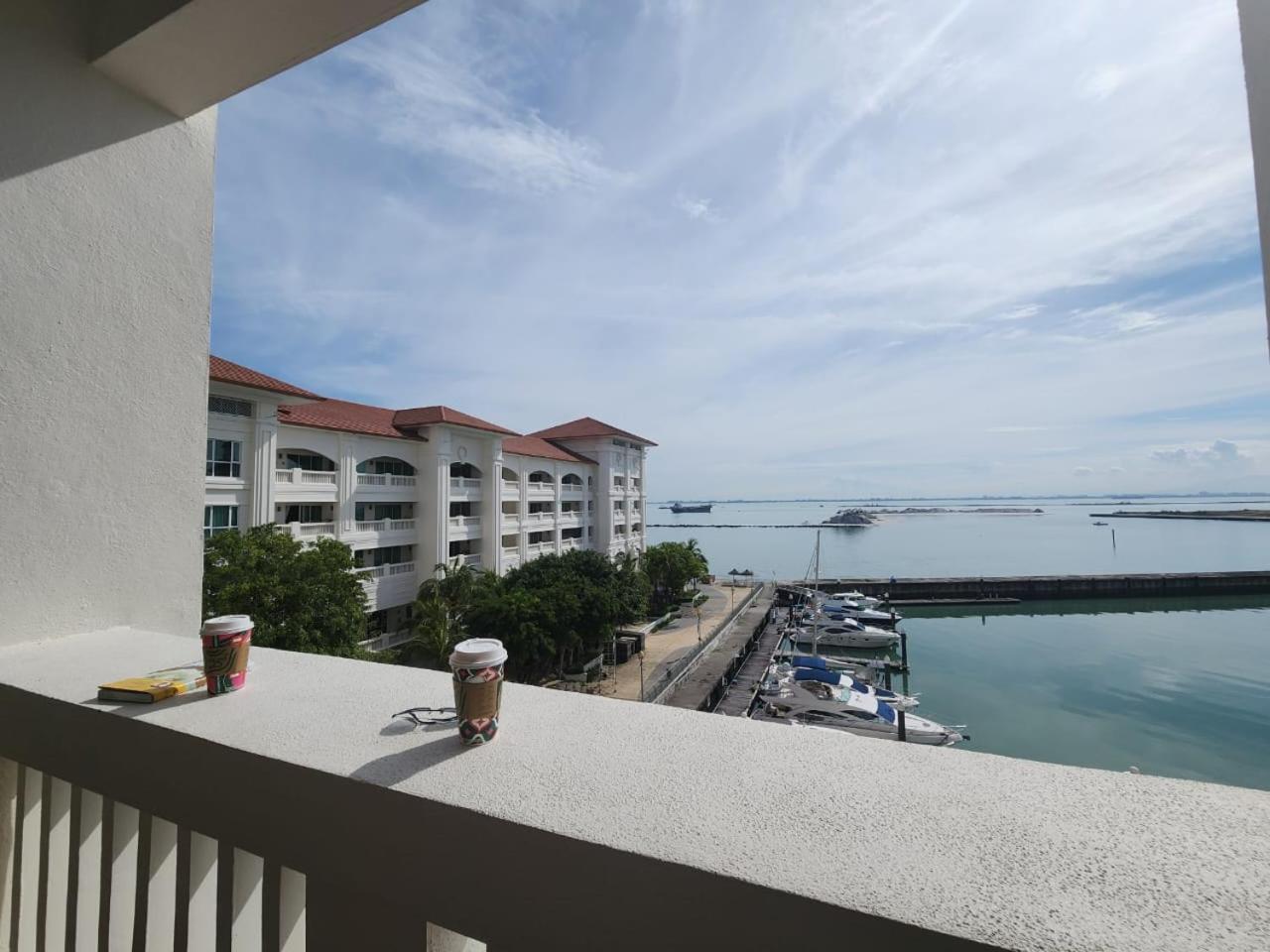 Straits Quay Marina Suites Penang By Aurorahomes Bagan Jermal Dış mekan fotoğraf